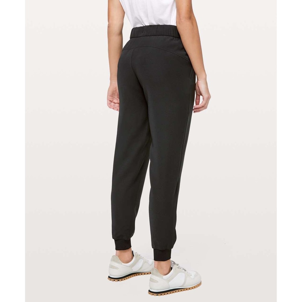 Lululemon On the Fly Jogger 28 Black W6BZDS Size 8 Activewear Travel Pants
